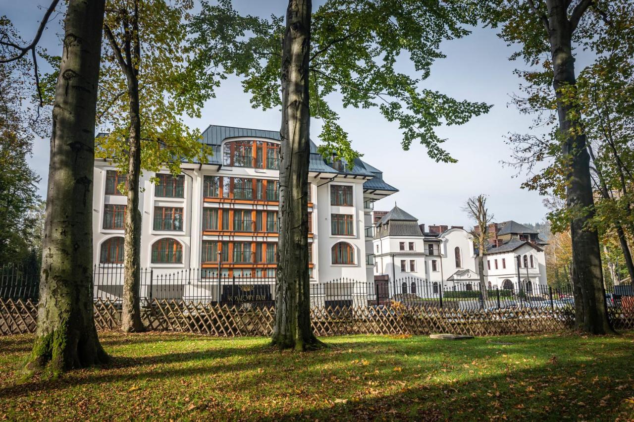 Nosalowy Park Hotel & Spa Zakopane Esterno foto The main building of the university